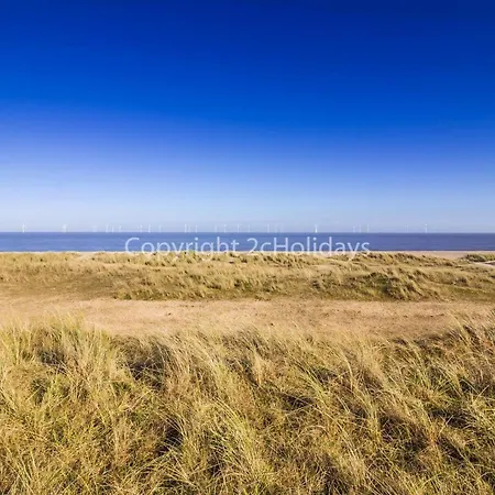 Beautiful 8 Berth Caravan For Hire At Seashore Haven Park In Norfolk Ref 22039C Great Yarmouth Exterior foto