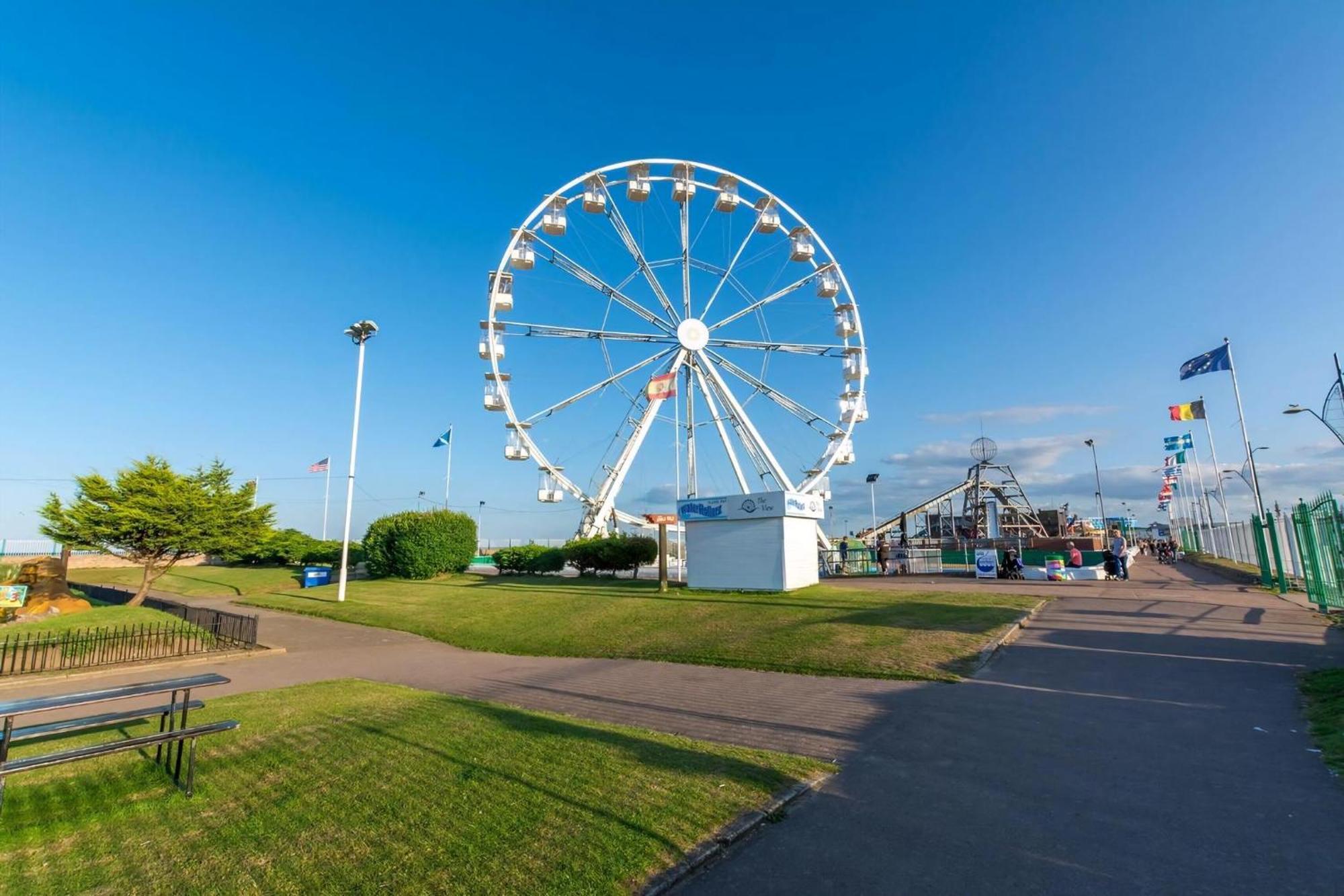 Beautiful 8 Berth Caravan For Hire At Seashore Haven Park In Norfolk Ref 22039c Parque de Campismo