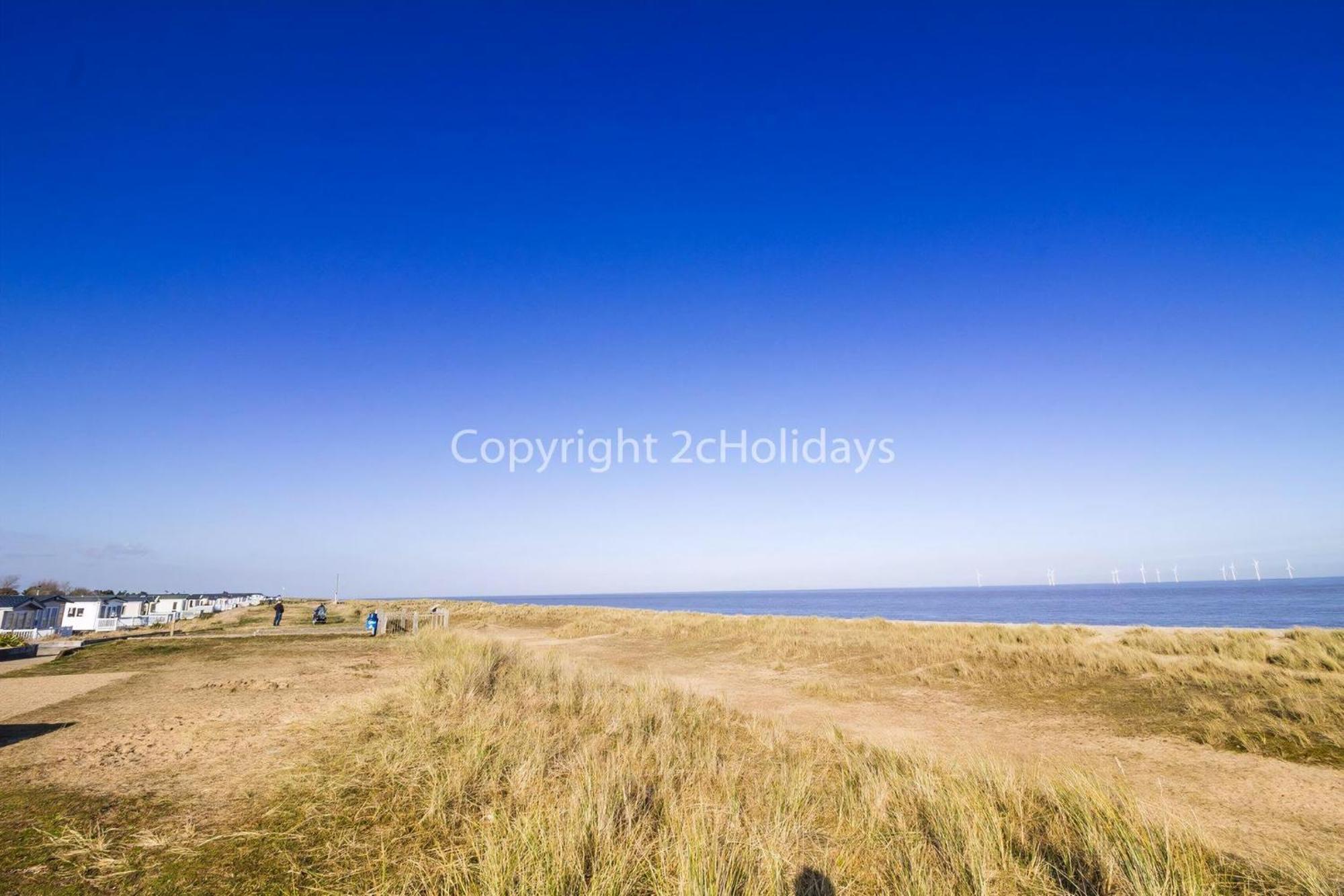 Beautiful 8 Berth Caravan For Hire At Seashore Haven Park In Norfolk Ref 22039c * Great Yarmouth